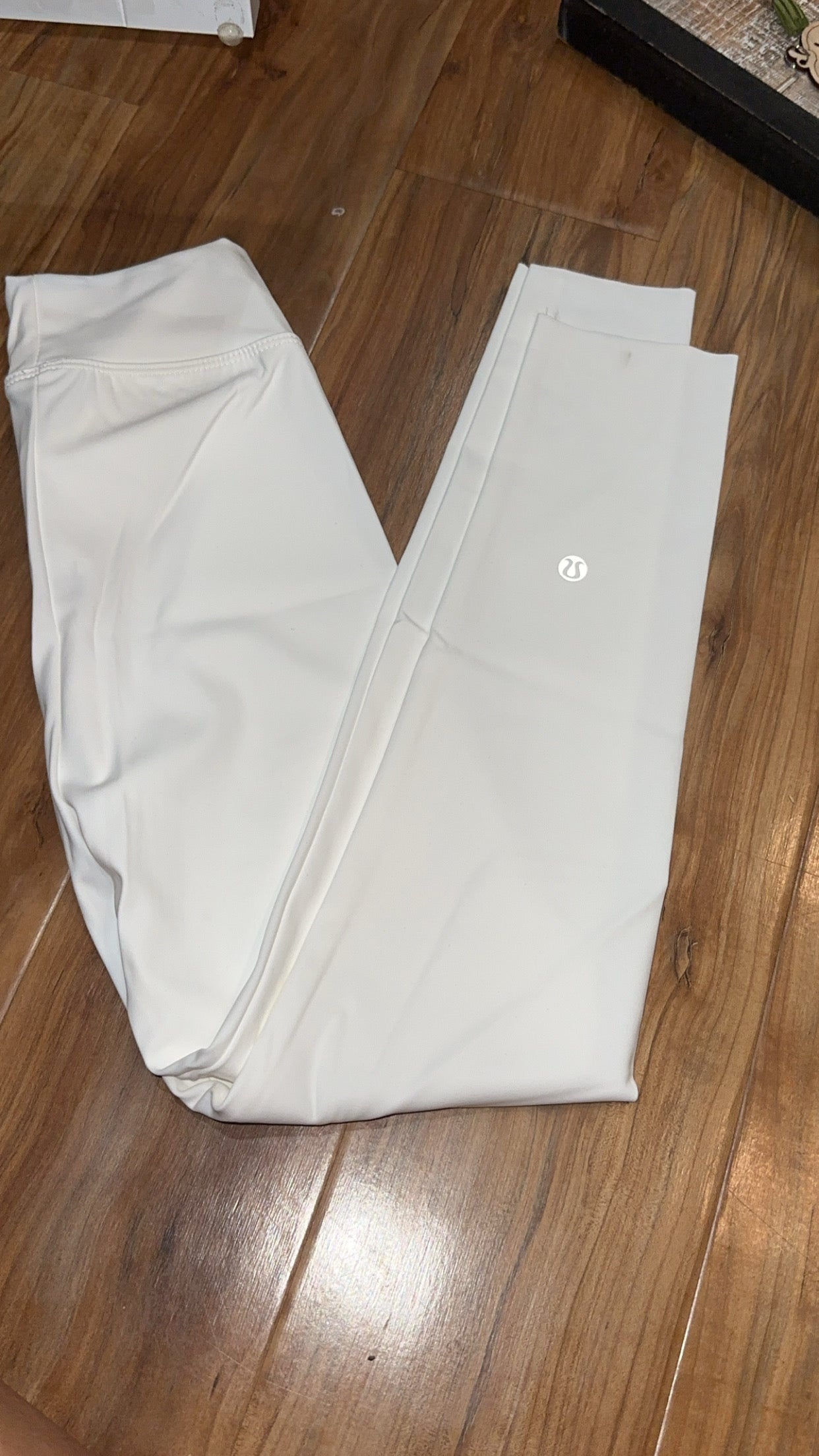 8/9 kids White lemon leggings